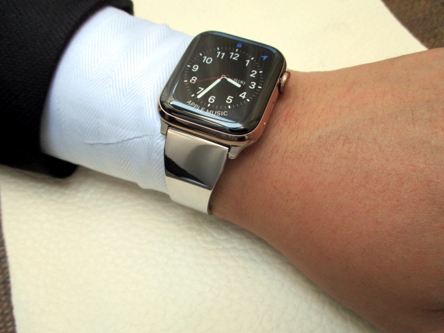 Apple Watch 4 ステンレスゴールド